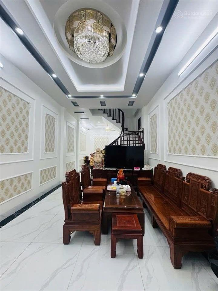 Siêu phẩm tây hồ  nhà mới ở ngay  35m2 nhỉnh 7 tỷ  2 thoáng trước sau  ngõ nông