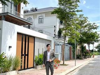 Bán nhà tây 3/2 đối diện sun group, giá từ 58 triệu/m²