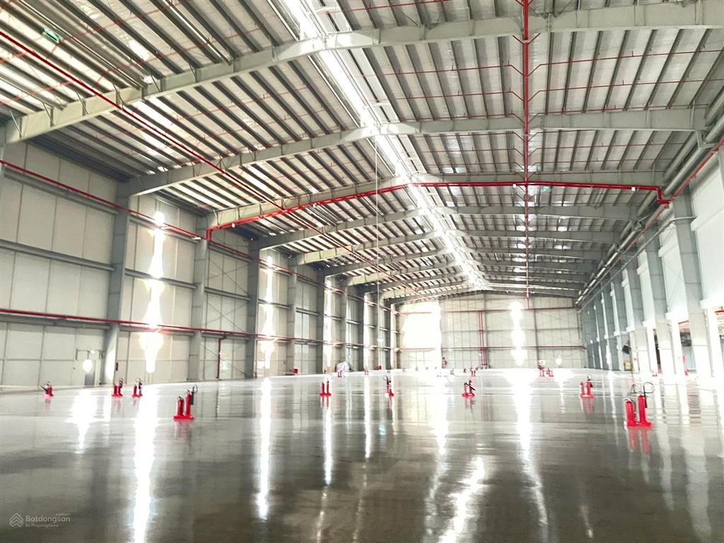 Bán nhà xưởng kcn long an  diện tích lớn  vị trí góc 2 mặt tiền