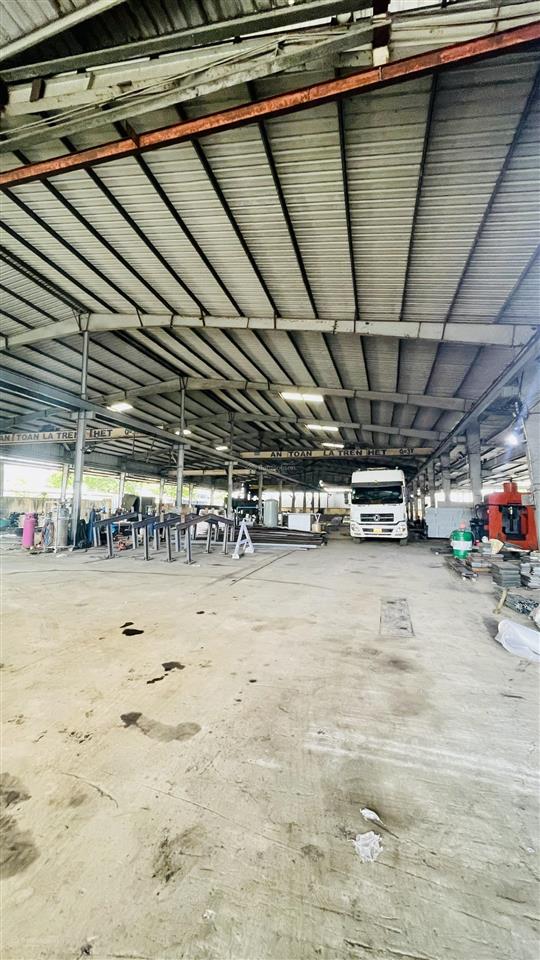 Cho thuê nhà xưởng 5.500m2 mặt tiền quốc lộ 1a bến lức, long an giá chỉ 40.000 đồng/m2/tháng