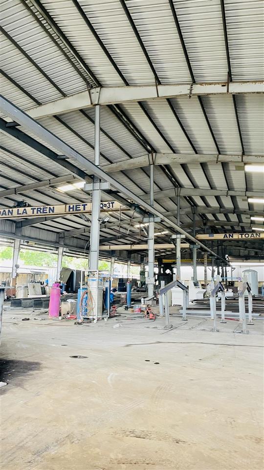 Cho thuê nhà xưởng 5.500m2 mặt tiền quốc lộ 1a bến lức, long an giá chỉ 40.000 đồng/m2/tháng