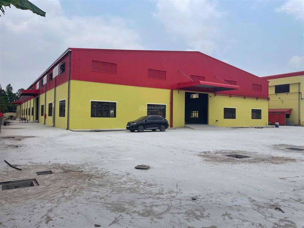 Cho thuê xưởng ngoài kcn bến lức long an 3800m2.  0975 112 ***