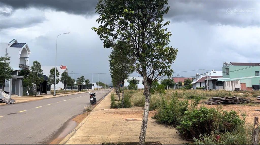 Bán 150m2 đất nền full thổ cư, sổ đỏ riêng từng nền vsip bình định