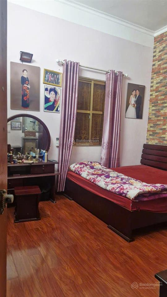 Cho thuê nhà riêng 100m², 3 tầng mặt đường chính hoàng công chất.