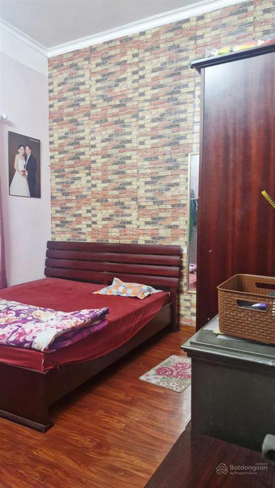 Cho thuê nhà riêng 100m², 3 tầng mặt đường chính hoàng công chất.