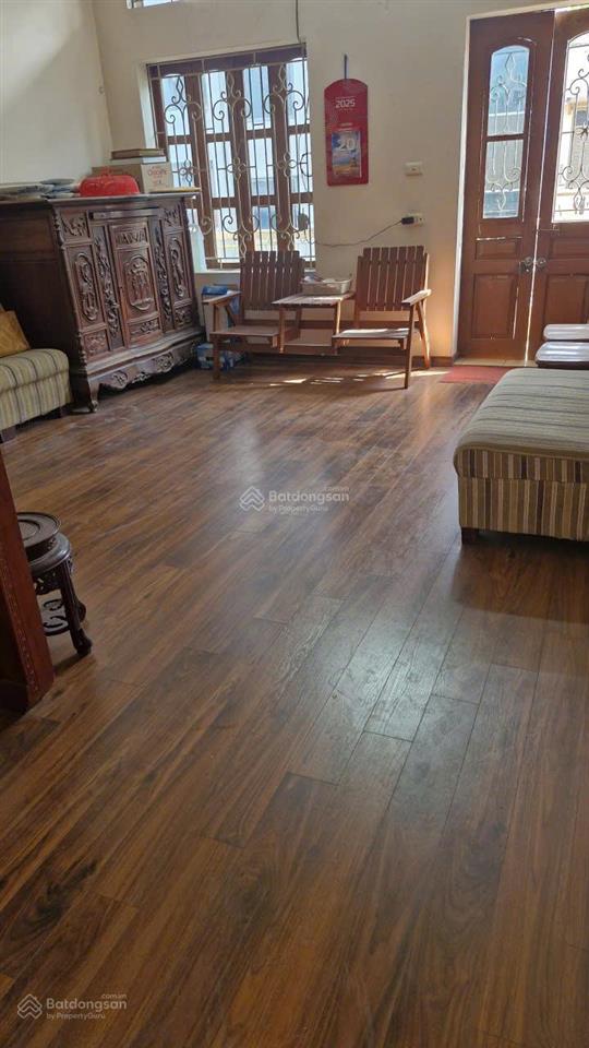 Cho thuê nhà riêng 100m², 3 tầng mặt đường chính hoàng công chất.