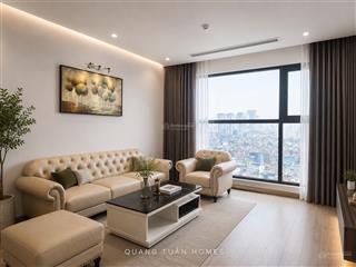 Cắt lỗ mạnh! căn góc 3 ngủ 125m² flc cầu giấy  tầng trung, hướng mát. thông tin đúng