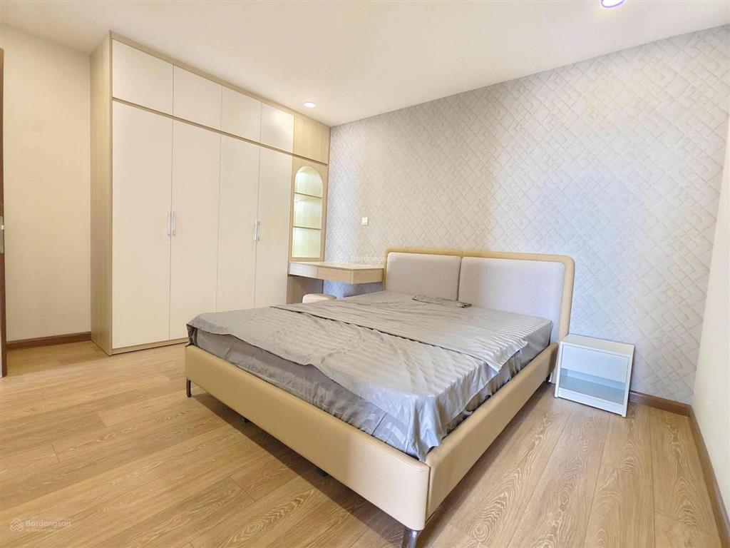 4pn discovery complex 210m²  nội thất cao cấp đẹp như ảnh, view thoáng