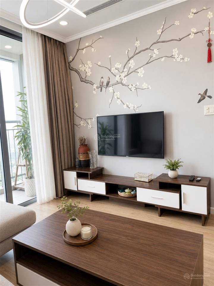 Tuấn chuyên vinhomes  căn 2pn nội thất đẹp như ảnh. sẵn nhiều lựa chọn. (có slot ô tô)