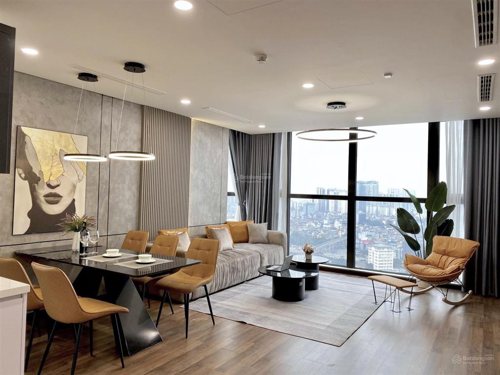 Cho thuê căn góc 3 ngủ 108m²  nội thất đẹp đúng như ảnh. tuấn chuyên mipec rubik