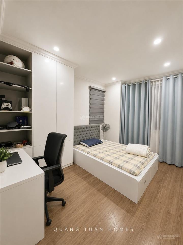 Cho thuê căn góc 3 ngủ 135m²  full nội thất mới đẹp đúng như ảnh. thông tin đúng