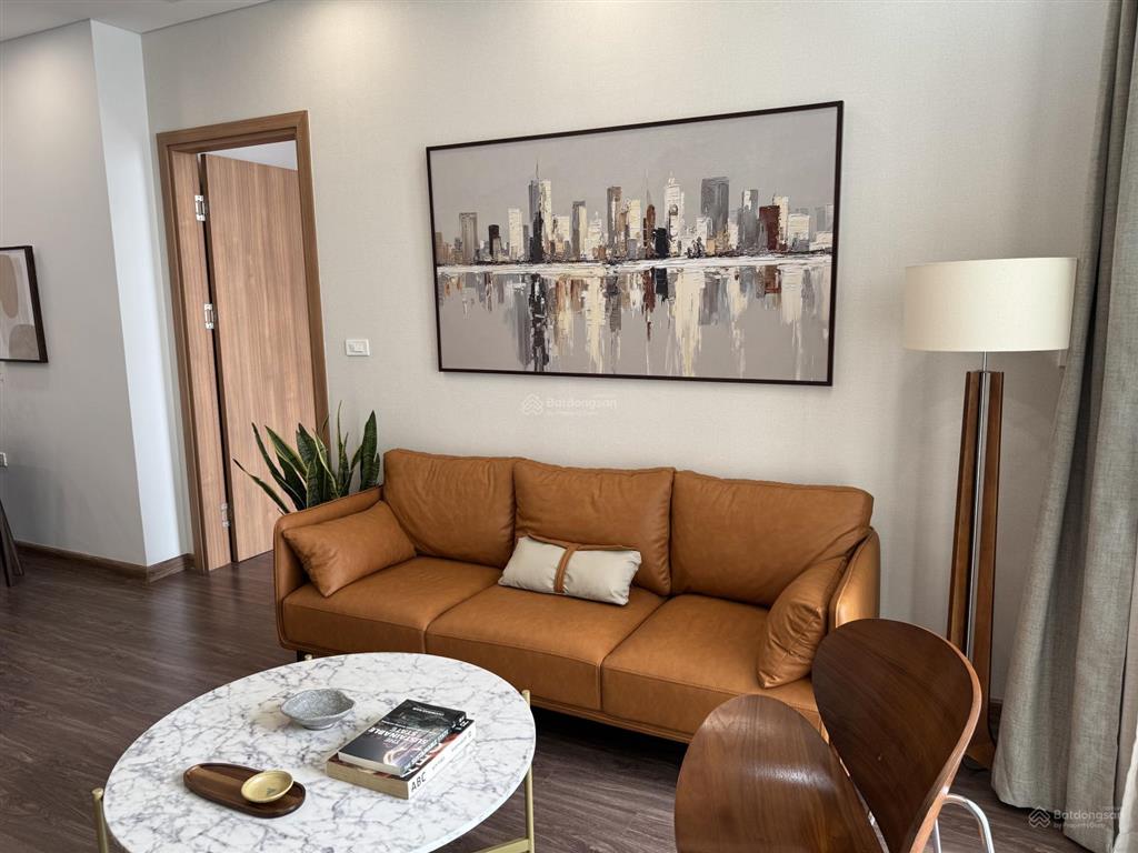 Căn hộ 3 ngủ  nội thất cơ bản & full đẹp mới, view hồ đẹp. đa dạng lựa chọn