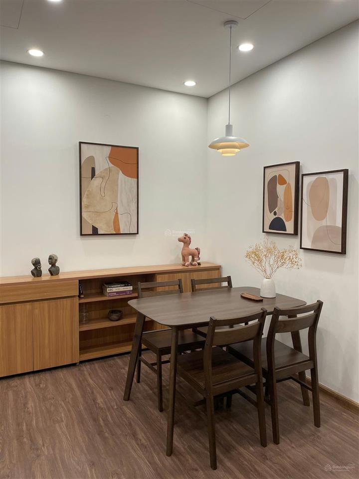 Căn hộ 3 ngủ  nội thất cơ bản & full đẹp mới, view hồ đẹp. đa dạng lựa chọn