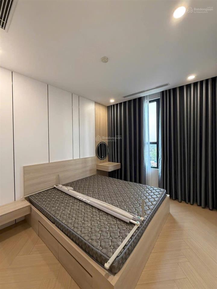Cho thuê. căn 3 ngủ 108m2  nội thất full mới đẹp & cơ bản. có slot ô tô