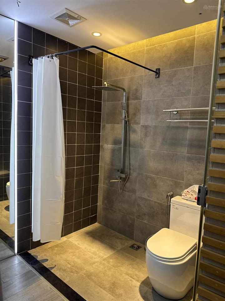 Căn hộ 2 ngủ  nội thất cơ bản & full đẹp. giá 15 triệu/tháng đa dạng lựa chọn. e tuấn