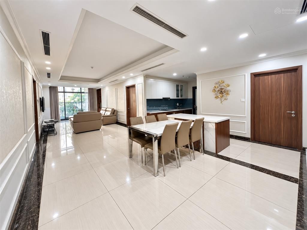 Căn 3pn, 2vs rộng 148m2  nhà full đẹp, như ảnh đăng. em tuấn chuyên discovery