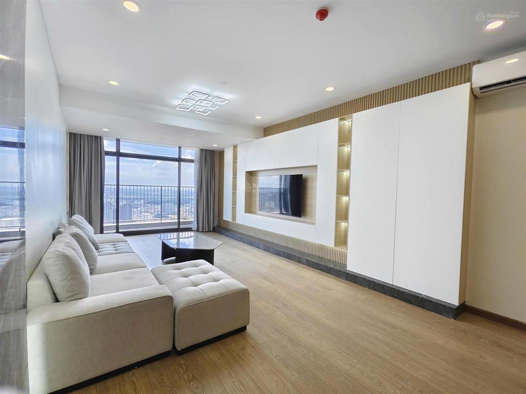 Cho thuê căn 4pn 200m² discovery complex 302 cầu giấy  full nội thất, vào ở ngay