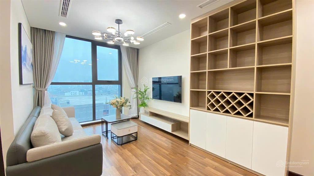 Gia đình chuyển công tác, cần bán căn góc hướng mát, nhà đẹp, sẵn sổ đỏ chung cư thái hà bộ công an