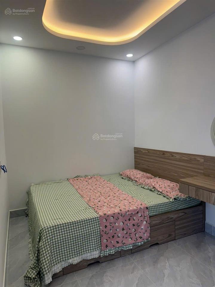 Nhà đẹp gần biển nội thất mới đẹp có garage ô tô giá tốt chỉ 7,8 tỷ