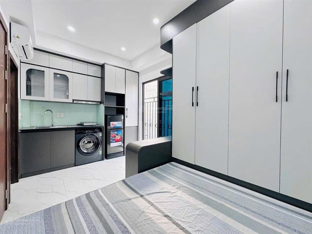 Giá hời. tòa ccmn phú diễn. 18pkk, dt 90tr/th, full pccc, ngõ kd, ba gác đỗ, cực gần phố, 70m2*7t