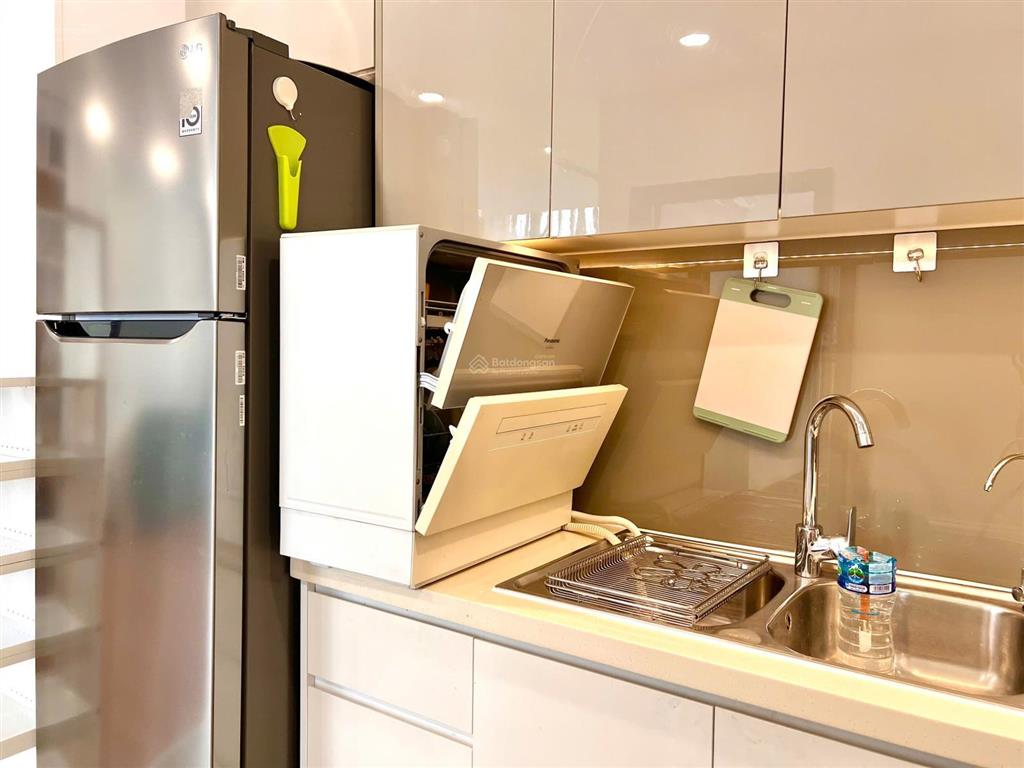 Cho thuê 3pn 2wc eco green quận 7  87m2 chỉ xách vali vào ở