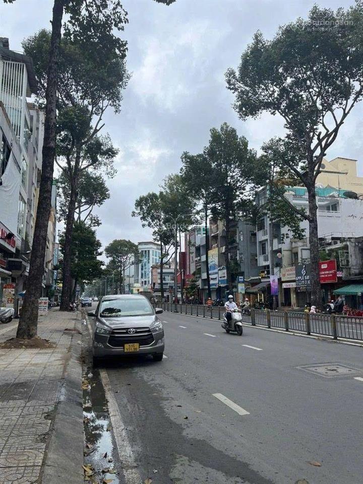 Nhà gần mặt tiền thái phiên sát ba tháng hai, tiện ích bao quanh, di chuyển thuận tiện