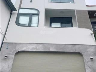 Nhà sát vòng xoay lê đại hành hẻm xe hơi thông nhiều hướng, trung tâm q.11