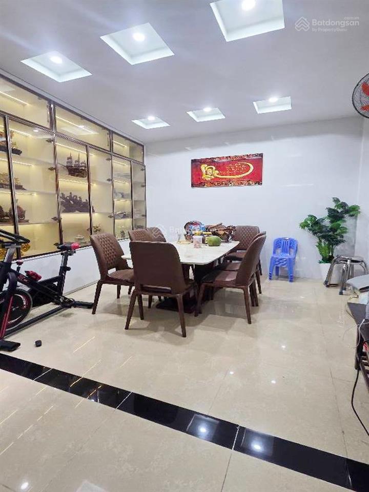 Nhà lạc long quân gần chợ tân bình, hẻm ôtô tránh, tiện ích bao quanh, phù hợp vừa ở kinh doanh.