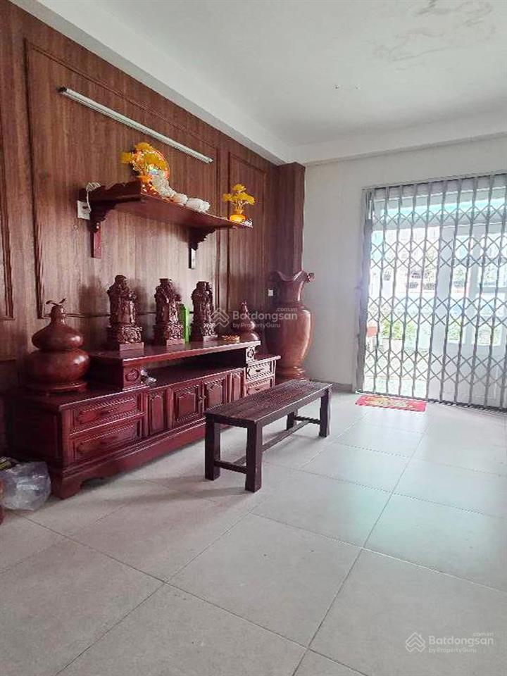 Nhà lạc long quân gần chợ tân bình, hẻm ôtô tránh, tiện ích bao quanh, phù hợp vừa ở kinh doanh.
