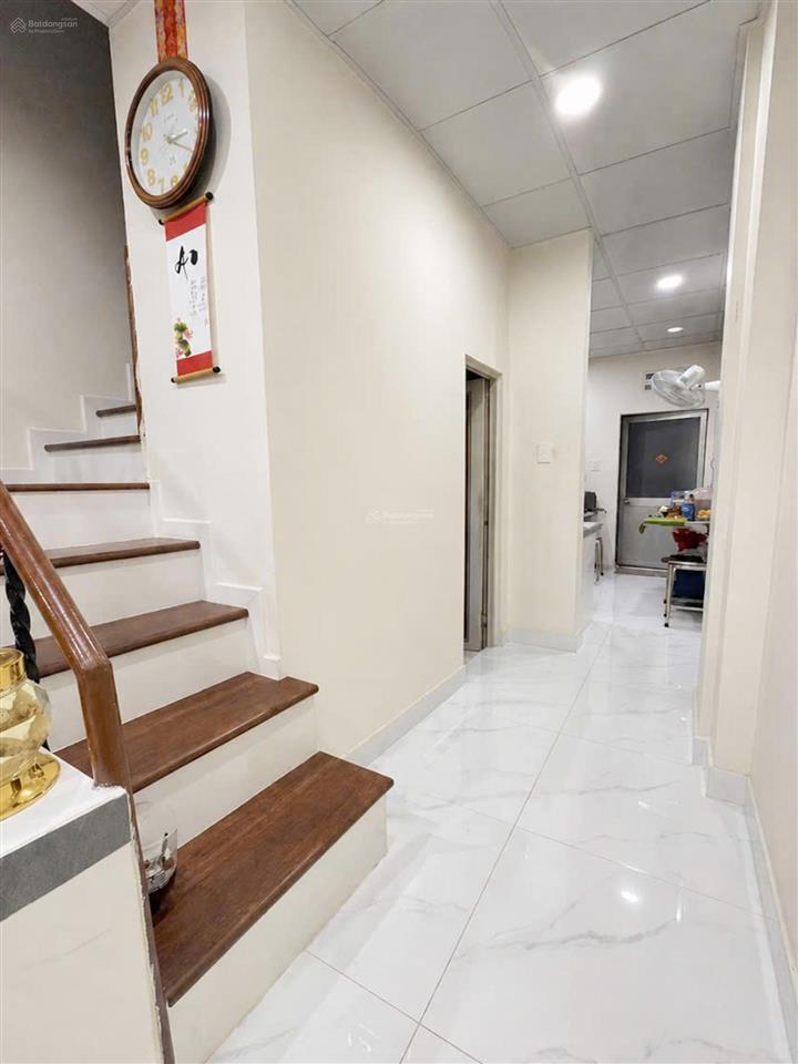 Nhà bàu cát 2 và trần mai ninh, hẻm xe 4m, thuận tiện kinh doanh và di chuyển, tiện ích bao quanh.