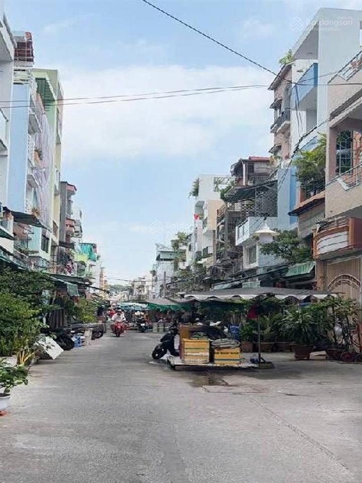 Nhà nguyễn đình chiểu ngay chợ bàn cờ, hẻm xe tải tránh thông, thuận tiện kinh doanh buôn bán.