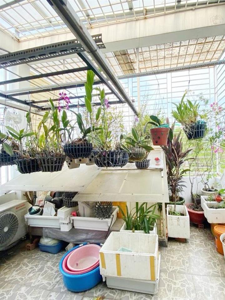 Nhà gần đường lũy bán bích, hẻm xe tải thông, tiện ích bao quanh, thuận tiện kinh doanh đa ngành .