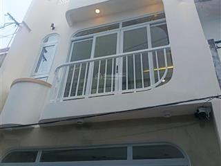 Nhà đường trần văn quang, hẻm xe hơi thông khắp nơi, nhà mới xây xong, tặng toàn bộ nội thất.