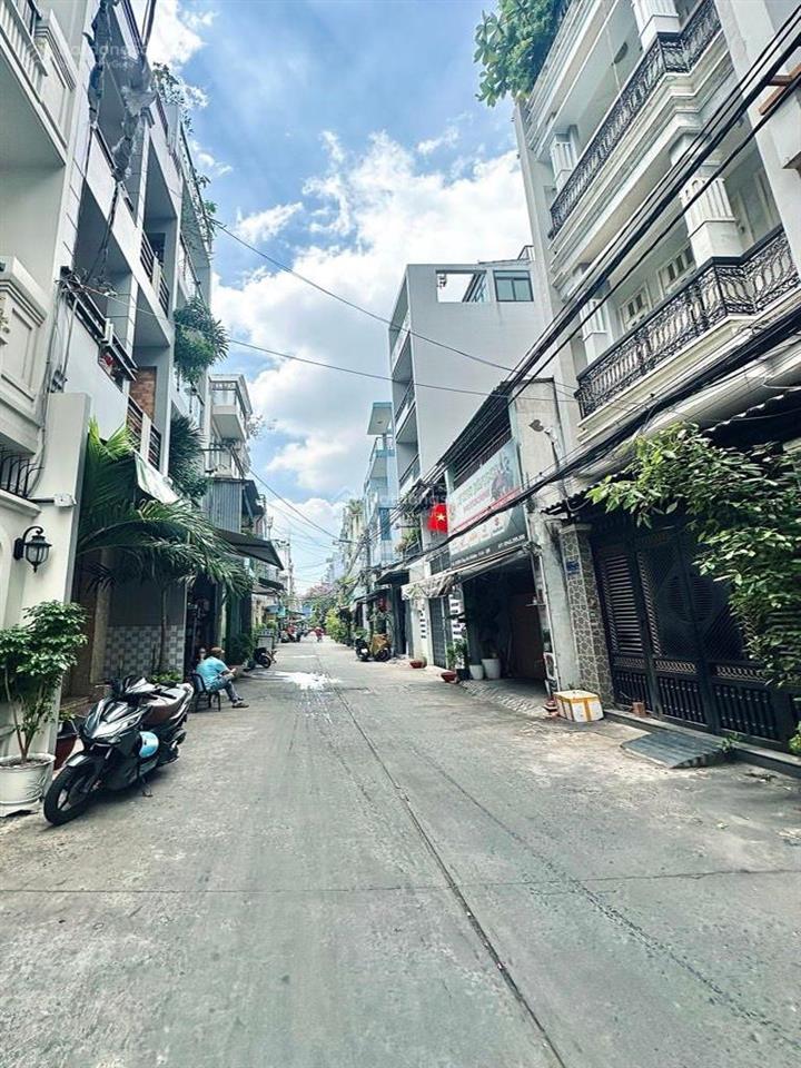 Nhà đường ông ích khiêm sát đầm sen, hẻm xe hơi, thông thoáng khu dân trí, thuận tiện kinh doanh.