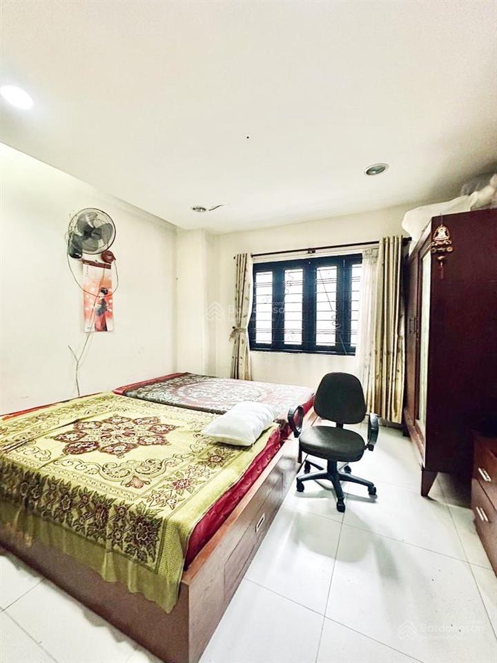 Nhà đường ông ích khiêm sát đầm sen, hẻm xe hơi, thông thoáng khu dân trí, thuận tiện kinh doanh.