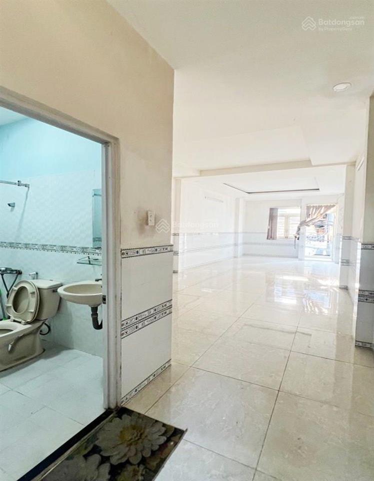 Nhà sát đường lãnh binh thăng, hẻm xe tải khu lô thông, thuận tiện kinh doanh buôn bán và di chuyển