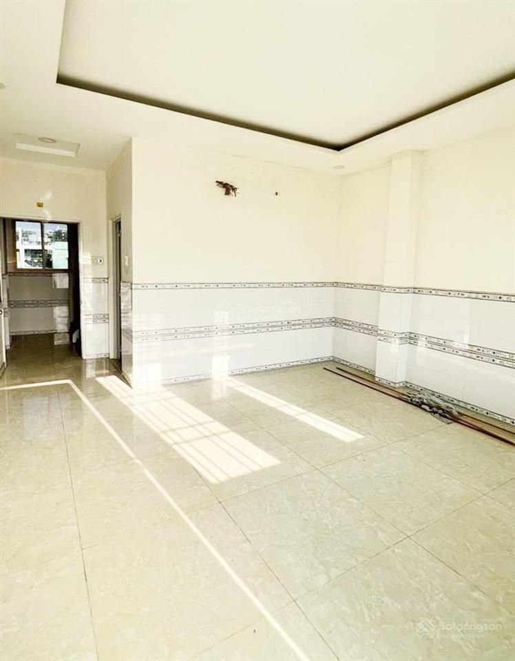 Nhà sát đường lãnh binh thăng, hẻm xe tải khu lô thông, thuận tiện kinh doanh buôn bán và di chuyển