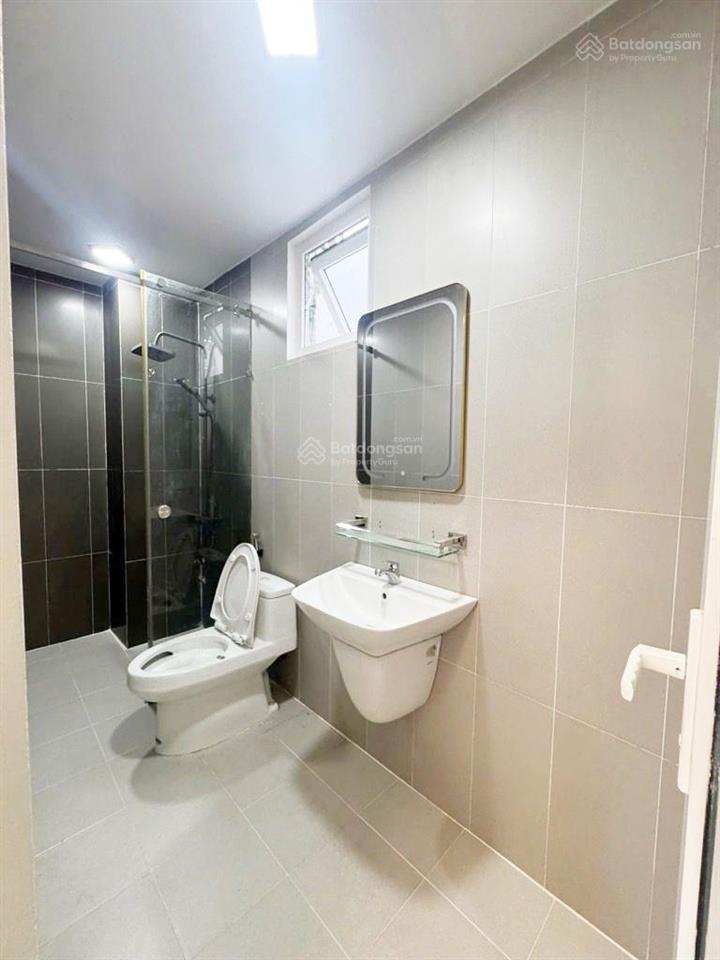 Nhà đường lãnh binh thăng, hẻm ôtô tránh nhau đậu được ngày đêm thoải mái, tiện ích bao quanh.