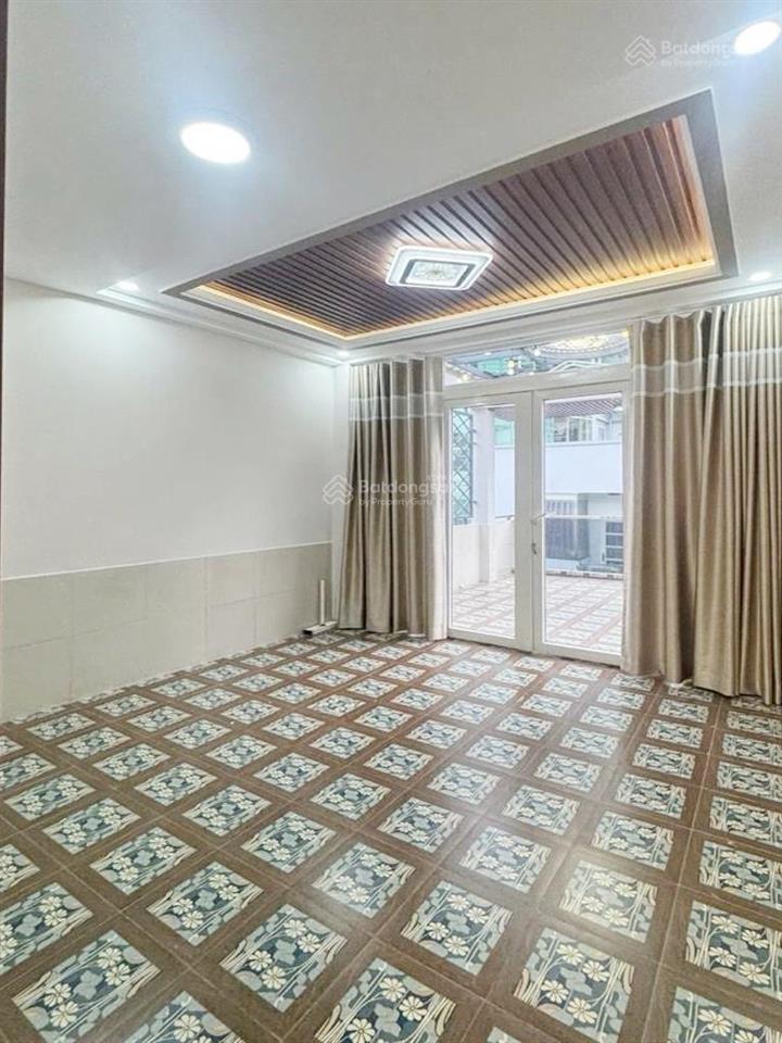 Nhà đường lãnh binh thăng, hẻm ôtô tránh nhau đậu được ngày đêm thoải mái, tiện ích bao quanh.