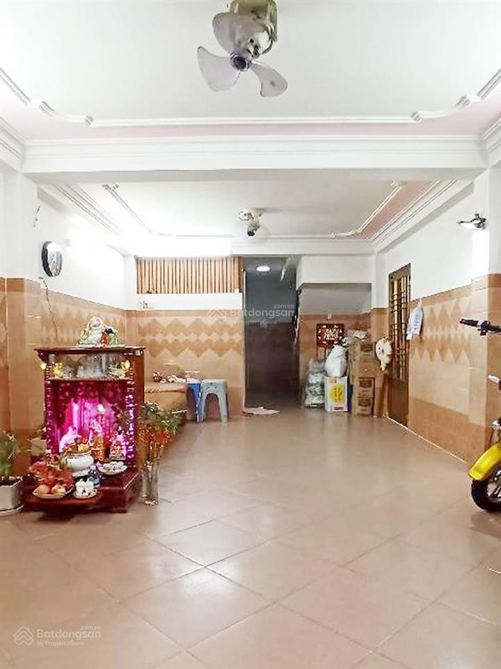 Nhà mặt tiền đường gần chợ nguyễn tri phương, thuận tiện kinh doanh buôn bán, trung tâm q10.