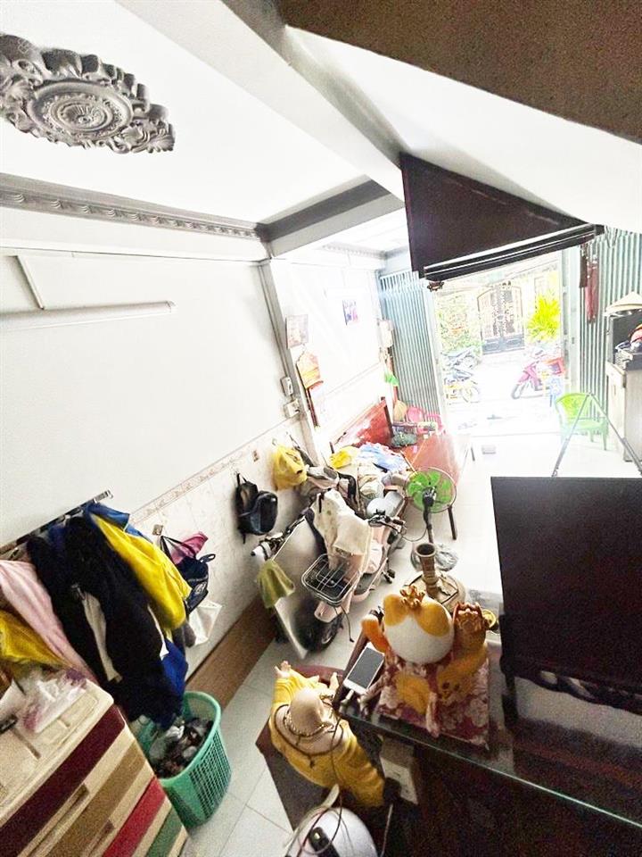 Hẻm xe tải đường hàn hải nguyên nhà 2 mặt hẻm khu dân trí, thuận tiện kinh doanh và di chuyển .