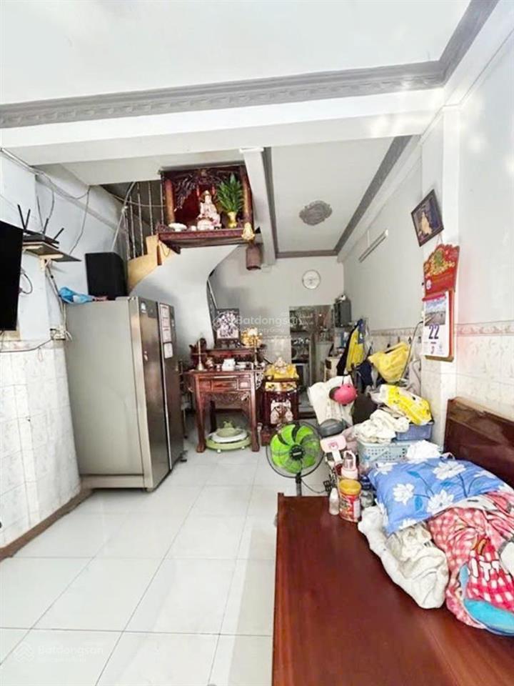 Hẻm xe tải đường hàn hải nguyên nhà 2 mặt hẻm khu dân trí, thuận tiện kinh doanh và di chuyển .