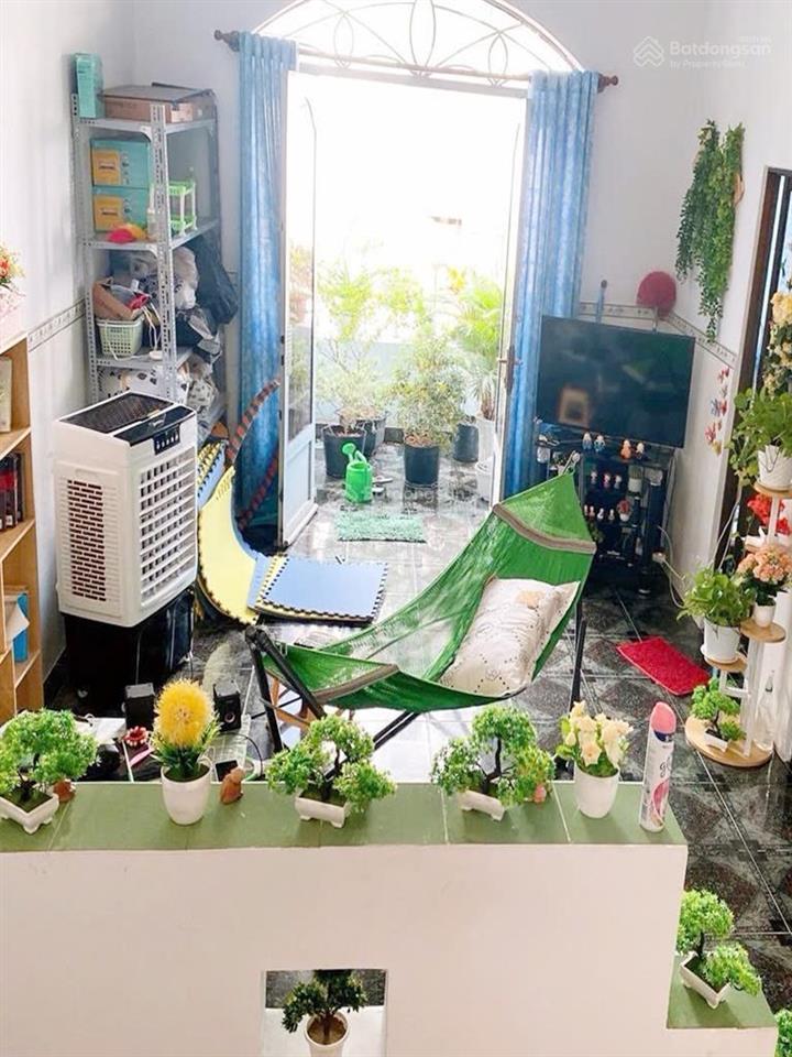 Nhà đường lý thường kiệt ngay chợ ông địa, hẻm ba gác thông nhiều hướng , tiện ích bao quanh .