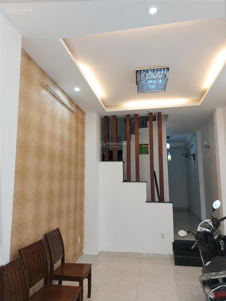Nhà lý thường kiệt, hẻm xe hơi tránh nhau, thuận tiện di chuyển và kinh doanh, pháp lý rõ ràng.