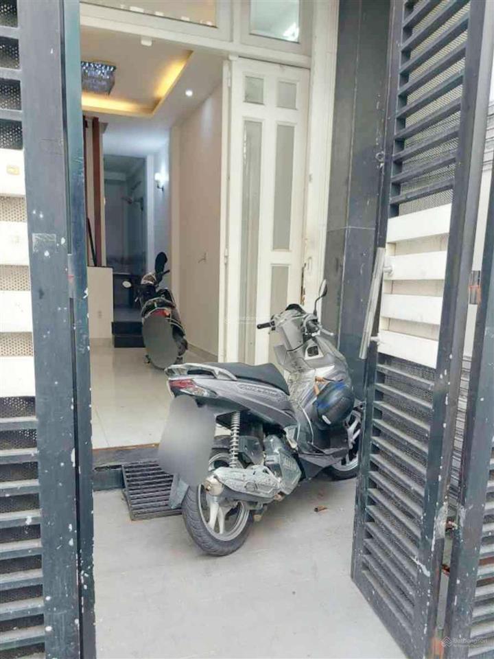 Nhà lý thường kiệt, hẻm xe hơi tránh nhau, thuận tiện di chuyển và kinh doanh, pháp lý rõ ràng.