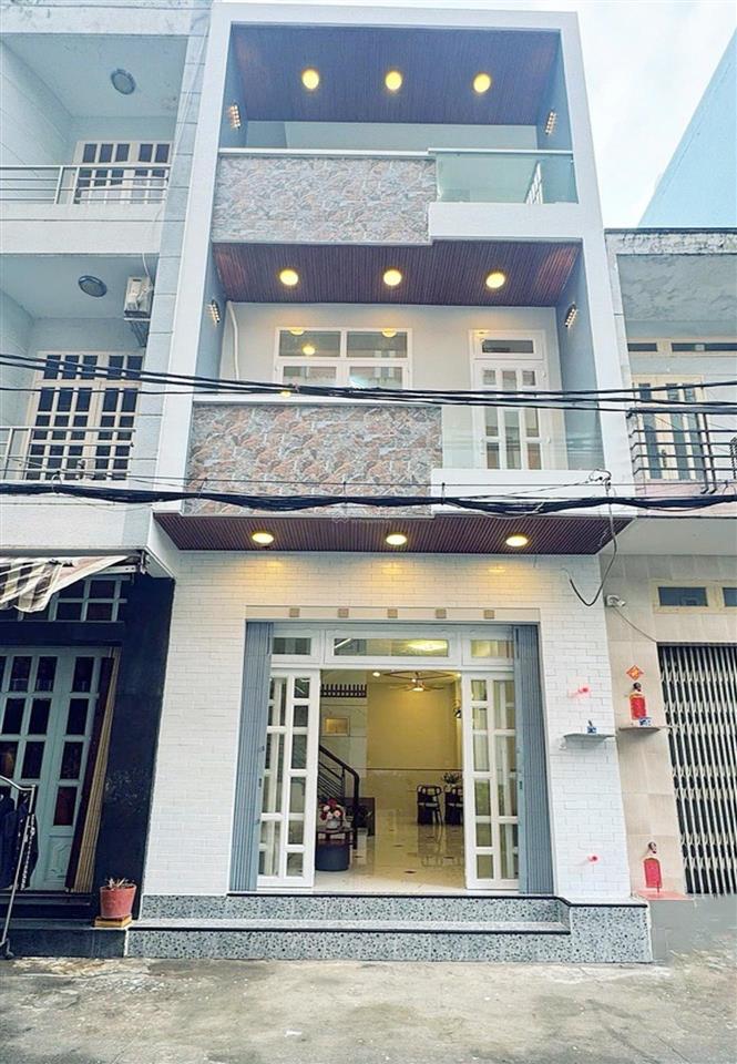 Nhà ngay phạm văn chí và mai xuân thưởng, hẻm 6m ôtô tránh nhau, gần chợ lớn, thuận tiện kinh doanh