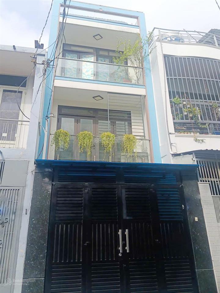 Nhà đường cmt 8 hẻm nhựa 6m, khu dân trí cao, q10 giáp q3, tiện ích bao quanh, thuận tiện di chuyển
