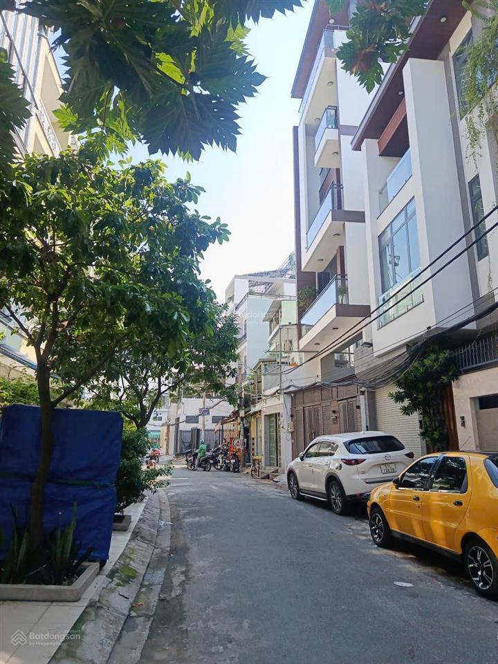 Nhà đường cmt 8 hẻm nhựa 6m, khu dân trí cao, q10 giáp q3, tiện ích bao quanh, thuận tiện di chuyển