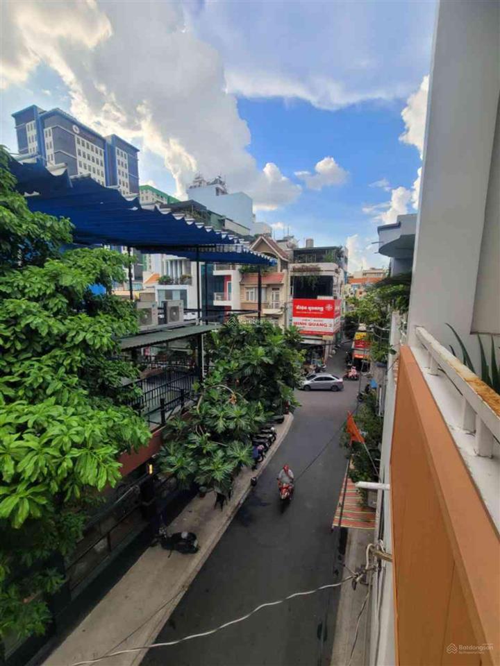 Nhà ngay bàu cát, hẻm ô tô, sát mặt tiền, tiện ích bao quanh, thuận tiện kinh doanh đa ngành nghề.