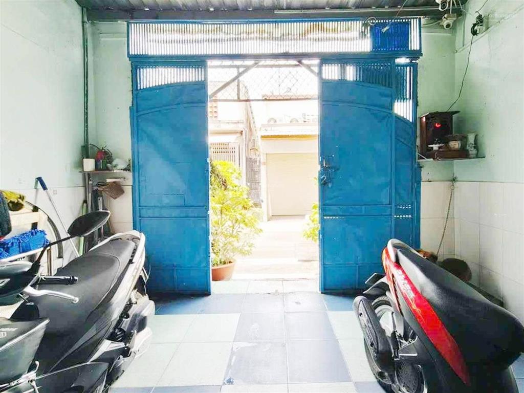 Nhà thoại ngọc hầu, hẻm xe hơi, khu dân trí sát đầm sen, tiện ích bao quanh, di chuyển thuận tiện.